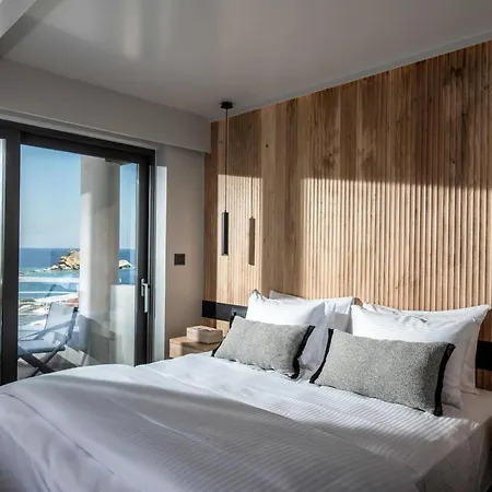 Villa Made By The Sea 5